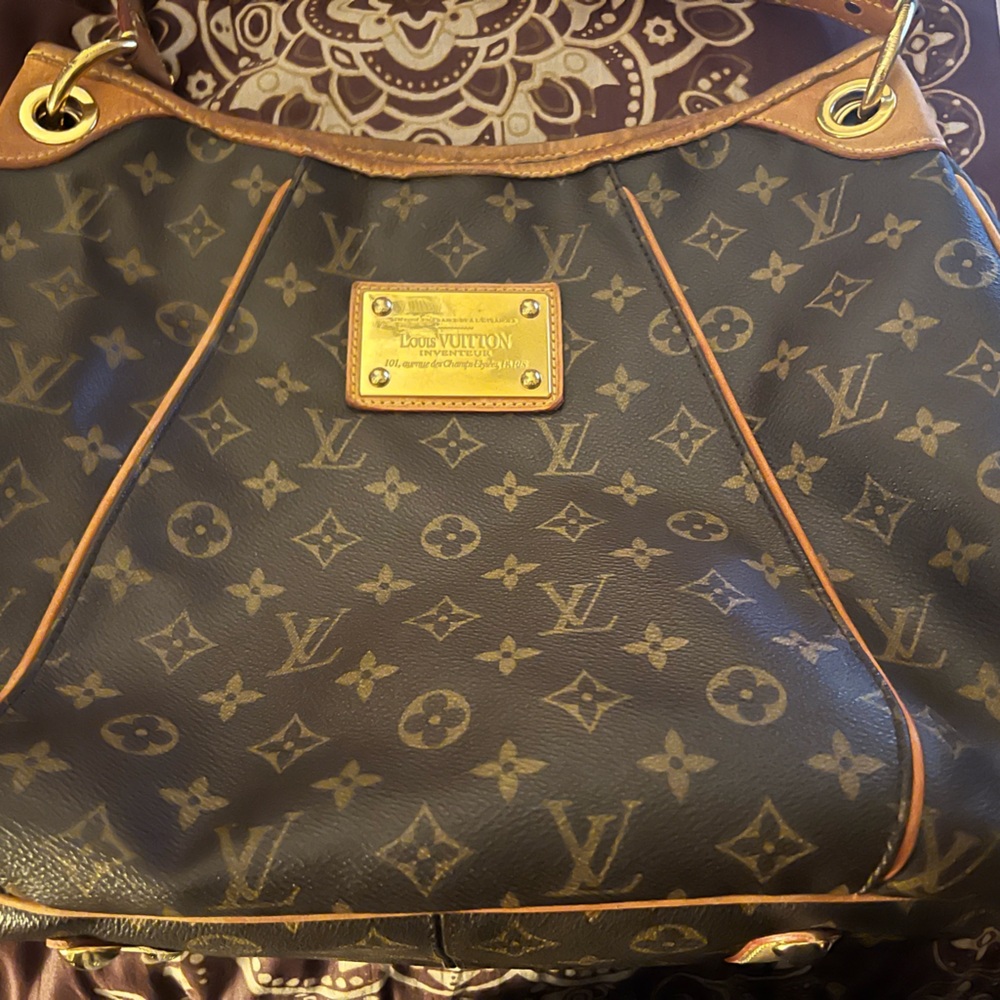 Good, used Louis Vuitton handbag